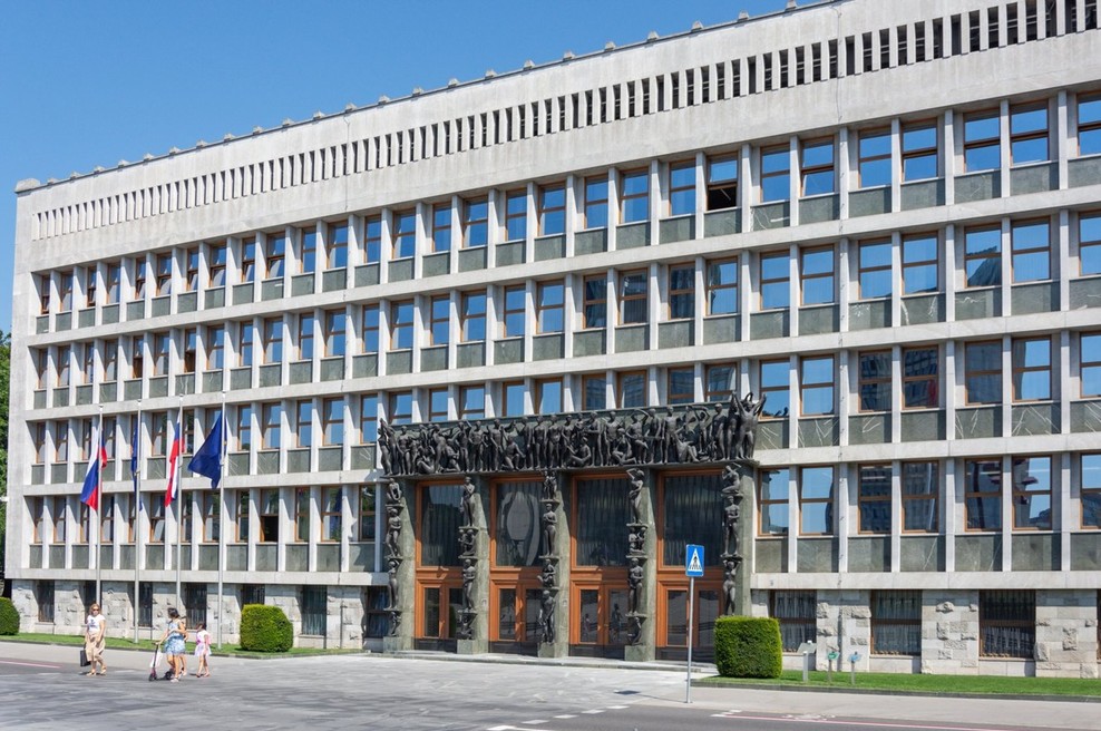 Ponovna pobuda za sprejem etičnega kodeksa za poslance (foto: profimedia)