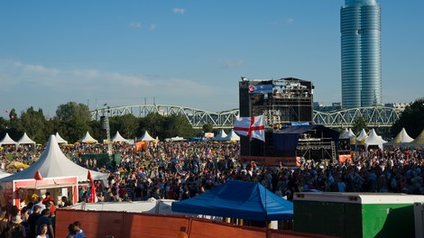 Organizatorji največjega brezplačnega festivala v Evropi so se prilagodili koronavirusu