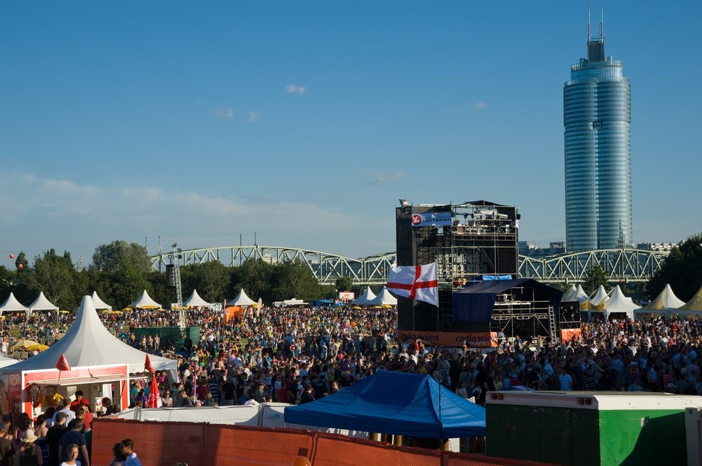 Organizatorji največjega brezplačnega festivala v Evropi so se prilagodili koronavirusu (foto: profimedia)