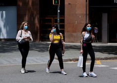 V Španiji zaščitne maske obvezne do učinkovitega zdravljenja ali cepiva