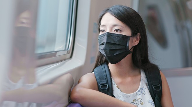 Na Japonskem zaradi vročinskega vala odsvetujejo nošenje mask (foto: Profimedia)