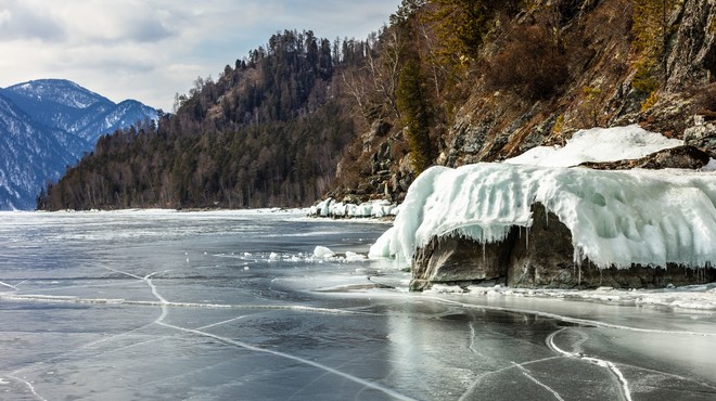 Taljenje ledu vrača v svet že zdavnaj pozabljene bolezni (foto: Profimedia)