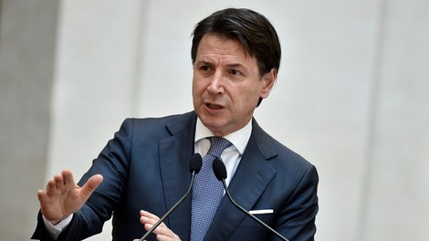 Italijanski premier Conte zaslišan v okviru preiskave zaradi visokega števila žrtev pandemije
