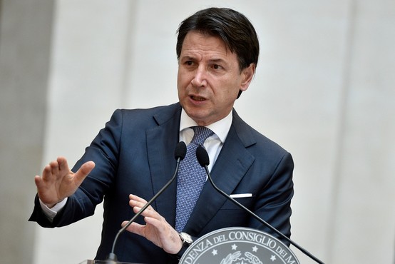 Italijanski premier Conte zaslišan v okviru preiskave zaradi visokega števila žrtev pandemije