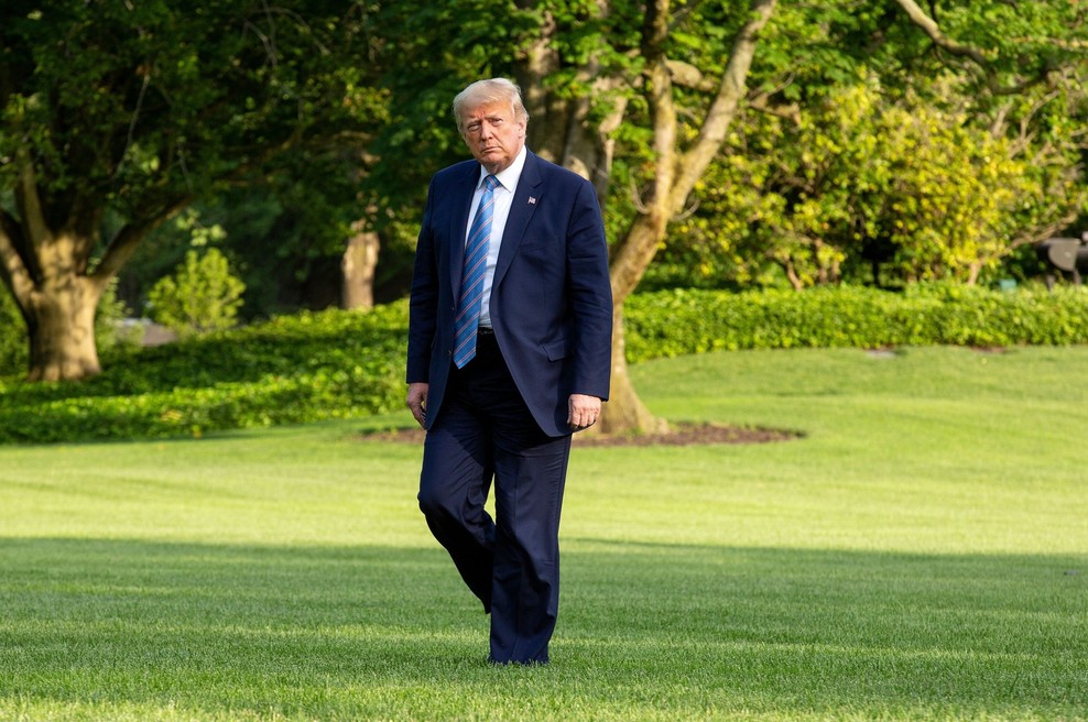 Rojstni dan Donalda Trumpa v znamenju zbadanj (in ugibanj, ali ga je kap) (foto: profimedia)