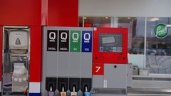 Vozniki opažajo razlike med gorivi različnih črpalk: toda razlog morda sploh ni v gorivu