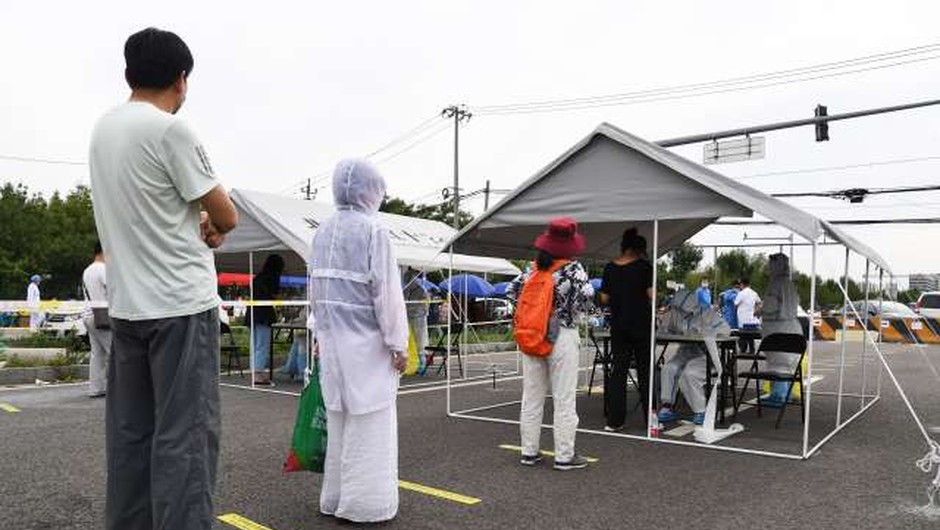 
                            Losos iz Norveške ni vzrok za izbruh koronavirusa v Pekingu (foto: Xinhua/STA)