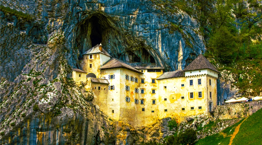 Turistični boni: 36 najbolj pogostih vprašanj in odgovorov zbranih na enem mestu (foto: Shutterstock)
