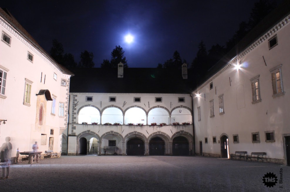 Poletna muzejska noč: od letenja modelov letal do zgodb o hudiču (foto: Jaka Blasuto)