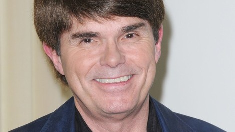 Je Dean Koontz s svojim romanom Oči teme res napovedal koronavirus že leta 1981?