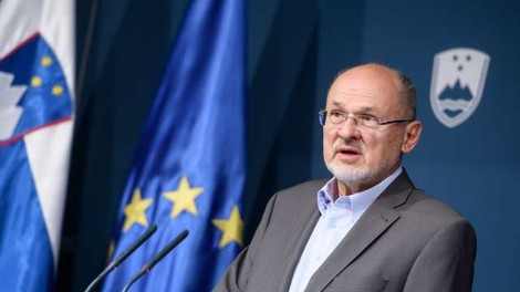 Hrvaška, Češka in Francija od sobote umaknjeni z zelenega seznama varnih držav