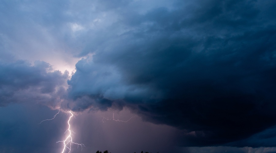 Pripravite se, takšno vreme prihaja: "Čeprav zadeva na animaciji deluje nedolžno, to ne drži" (foto: Shutterstock)