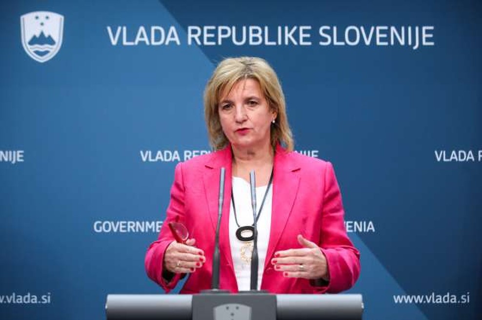Bojana Beović: Uvrstitev Hrvaške na rumeni seznam odvisna od števila uvoženih primerov okužb (foto: Anže Malovrh/STA)