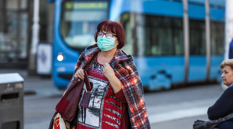 Novi podatki za Hrvaško: Še 54 okuženih in ena smrtna žrtev (foto: Shutterstock)