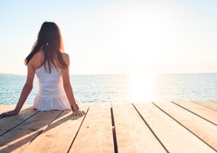 6 nasvetov za samske, ki se v družbi poparčkanih prijateljev počutijo osamljeni