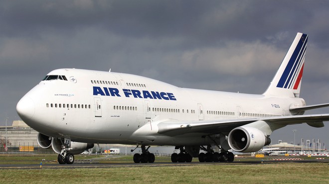 Air France bo število zaposlenih zmanjšal za skoraj 7600 (foto: Shutterstock)