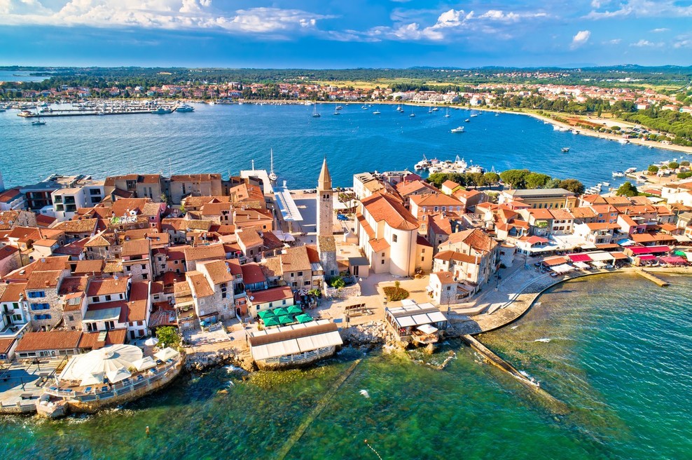 Še tri okužbe z novim koronavirusom v hrvaškem delu Istre (foto: profimedia)