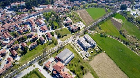 V Centru starejših v Vipavi so okužbo potrdili še pri enem od zaposlenih