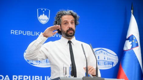Slovenija postopoma dosega raven okužb za uvrstitev na rumeni seznam držav