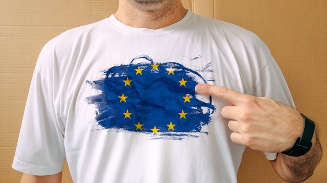 Velika večina Evropejcev in Slovencev je seznanjena z izrazom državljan EU (foto: Profimedia)