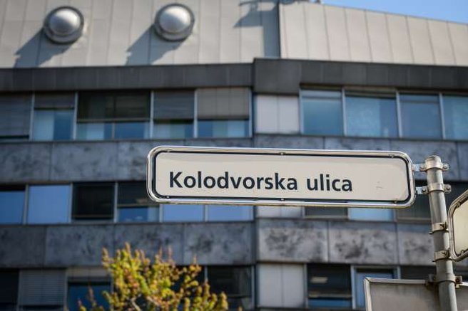 Nov pretres na RTV Slovenija: še en član uprave nepreklicno odstopil, znano je, kam odhaja