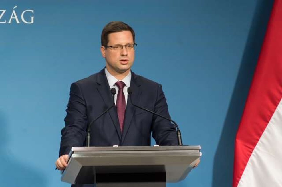 Od srede bo za vstop na Madžarsko režim podrejen zelenim, rumenim in rdečim skupinam (foto: STA)