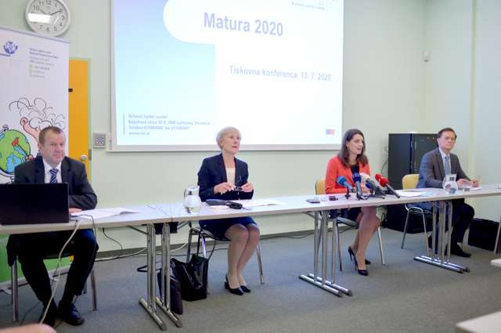 Letošnje ocene na maturi kljub epidemiji primerljive s preteklimi leti (foto: Tamino Petelinšek/STA)