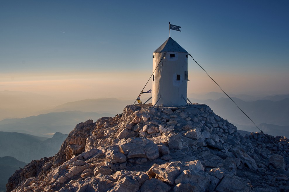 Nov ženski rekord: na Triglav in nazaj zdaj manj kot tri ure! (foto: Shutterstock)