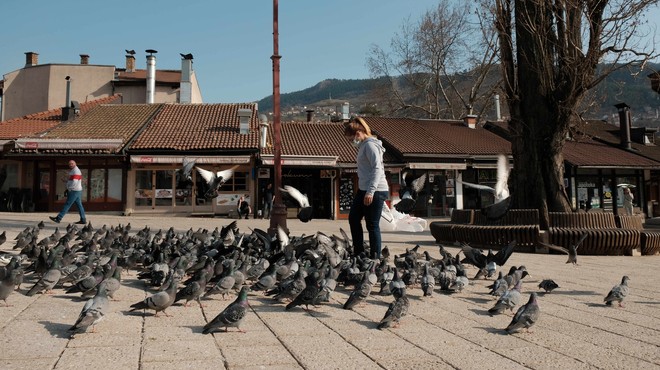 V Bosni in Hercegovini so v zadnjih 24 urah potrdili 324 novih okužb (foto: Profimedia)
