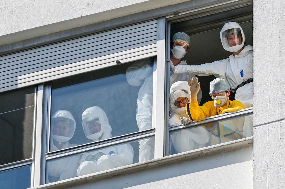 V Belgiji za covidom-19 umrla triletnica, ki je pred tem že bila hudo bolna (foto: profimedia)