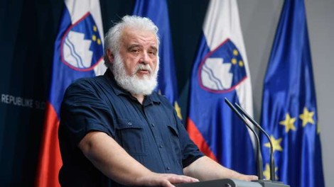 Milan Krek: »Če je na plaži preveč ljudi, se vrnite, ko bo tam ljudi manj!«