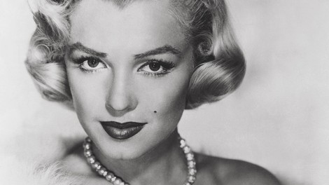 Avgusta na dražbo biserna ogrlica in pismo Marilyn Monroe
