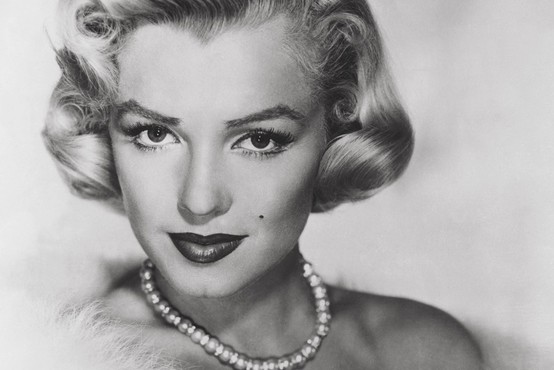Avgusta na dražbo biserna ogrlica in pismo Marilyn Monroe