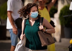 Slovenska vlada na rdeči seznam premaknila Bolgarijo, Romunijo, Bahame in Indijo