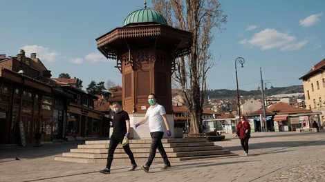 V BiH, Srbiji ter Severni Makedoniji manj primerov okužb kot dan pred tem