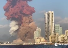 Eksplozije v Bejrutu terjale več deset življenj, okoli 2500 ranjenih
