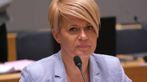 LMŠ napoveduje interpelacijo Pivčeve