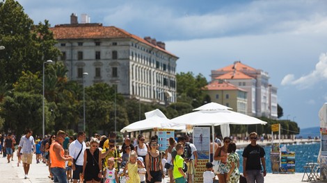 Na Hrvaškem so v petek našteli 77 novih okužb, v Avstriji 82