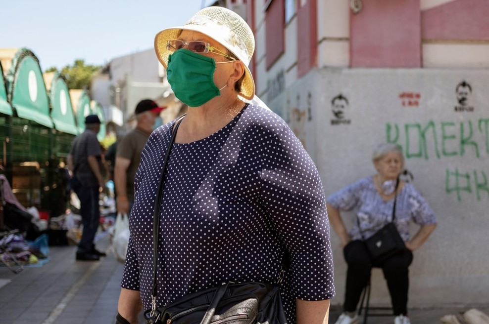 V Bosni in Hercegovini 398 na novo okuženih, v Srbiji 255 (foto: profimedia)