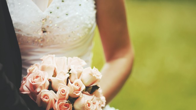 Vdrla na poroko in sredi obreda ženinu zakričala: "Noseča sem s tvojim otrokom!" (foto: Shutterstock)