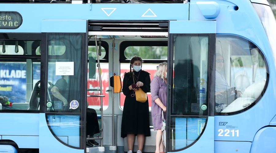 Na Hrvaškem 45 novih okužb in ena smrtna žrtev (foto: Profimedia)