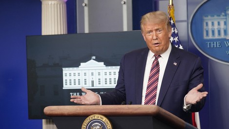 V ZDA bodo zaradi nezadovoljstva Donalda Trumpa spremenili pravilnik o prhah