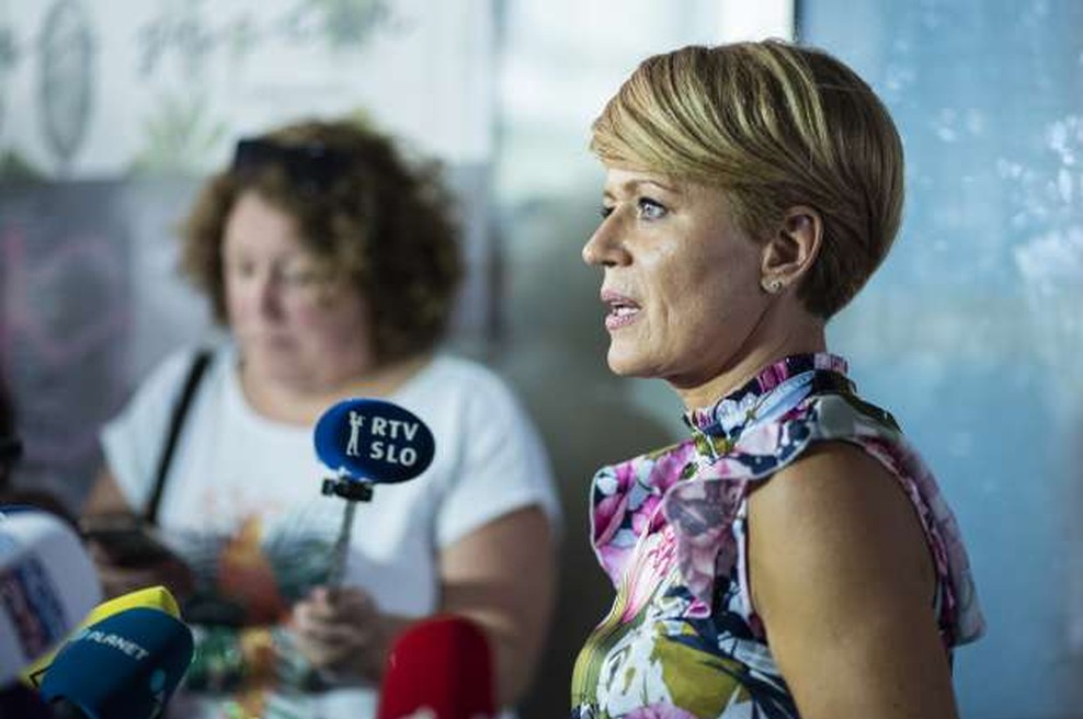 Prihodnji teden se bo začela pisati usoda predsednice stranke DeSUS Aleksandre Pivec (foto: STA/Bor Slana)