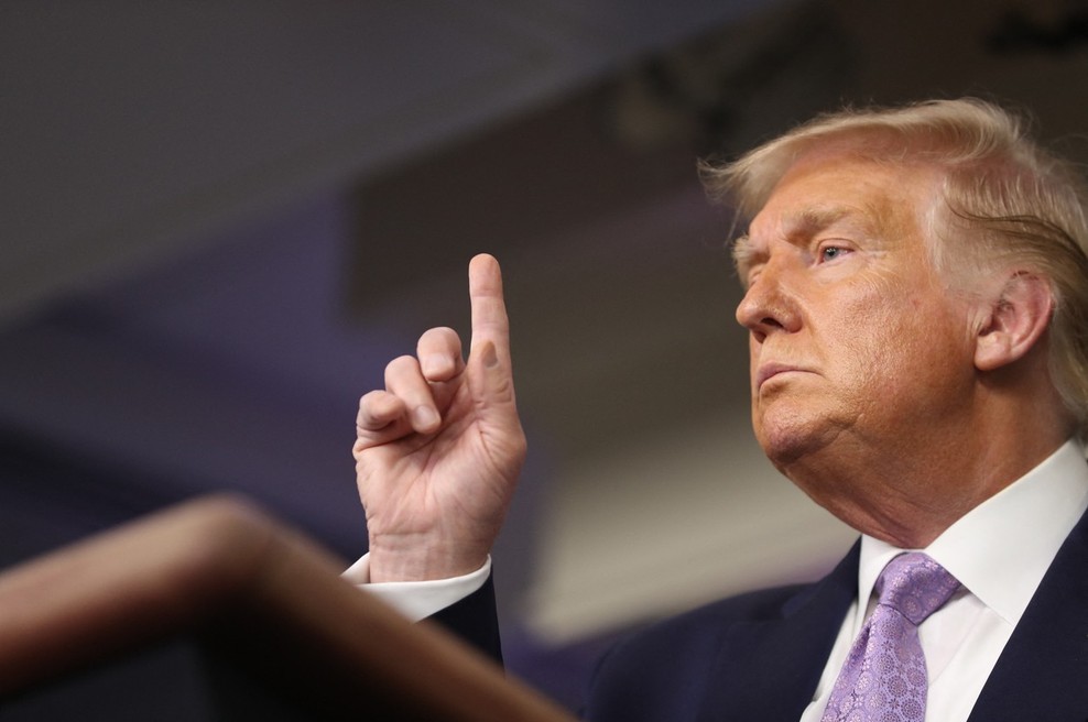 Trump odtegnil dodatni denar pošti, ker bi bile po njegovem volitve prevara v korist demokratov (foto: profimedia)