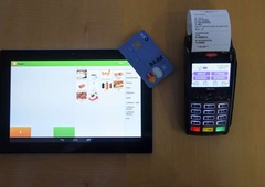 Epidemija okrepila priljubljenost brezstičnega plačevanja in spletnih nakupov