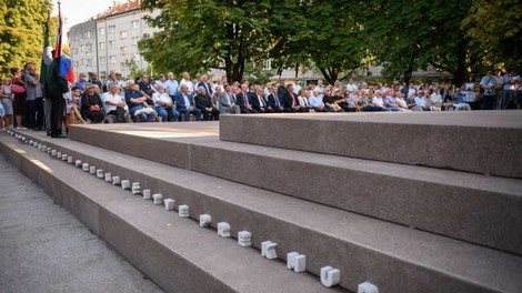 Danes praznujemo dan združitve prekmurskih Slovencev z matičnim narodom