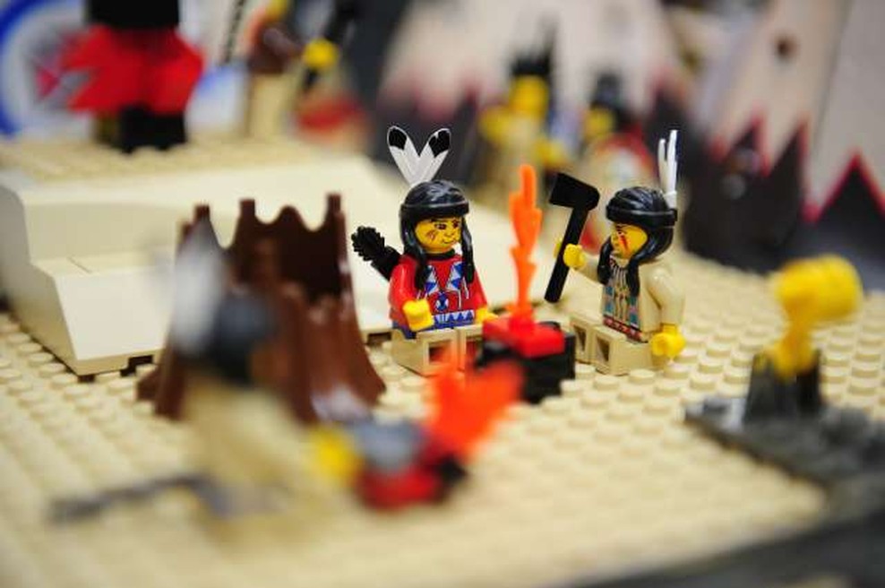 Sedemletnemu fantu je po dveh letih iz nosu padla majhna roka iz legokock (foto: Tanjug/STA)