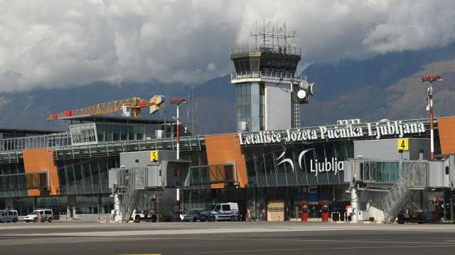 Na ljubljansko letališče se je po vnovični vzpostavitvi delovanja vrnilo devet prevoznikov (foto: Tamino Petelinšek/STA)
