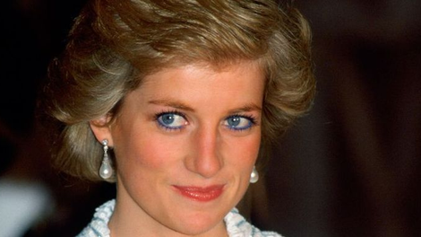 Njena umetnica ličenja razkrila, zakaj je princesa Diana prenehala uporabljati modro črtalo za oči