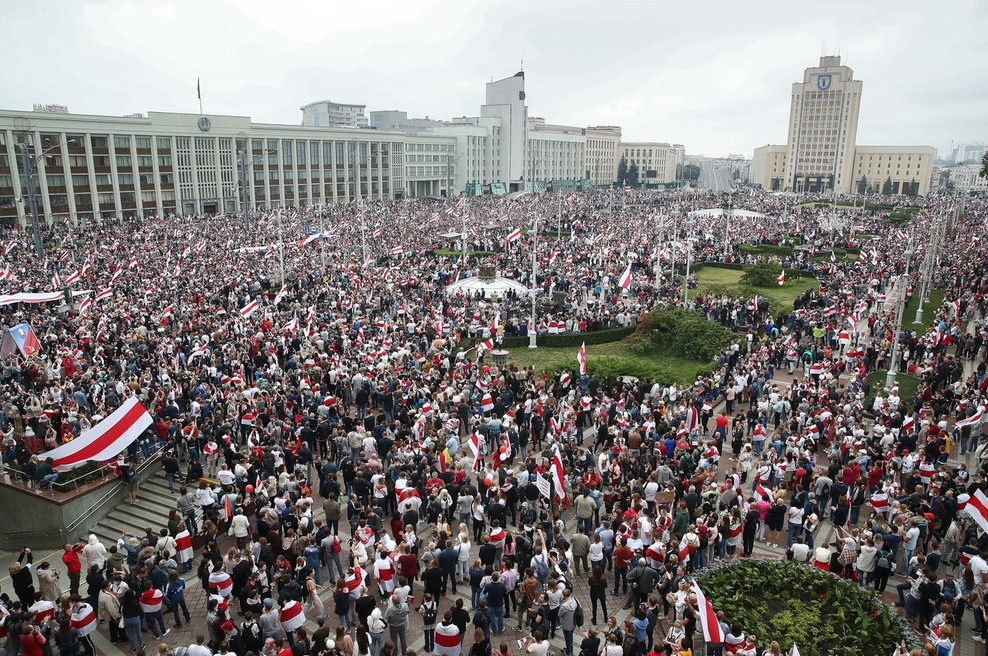 Lukašenkove grožnje očitno ne zaležejo, ulice Minska nabito polne protestnikov (foto: profimedia)
